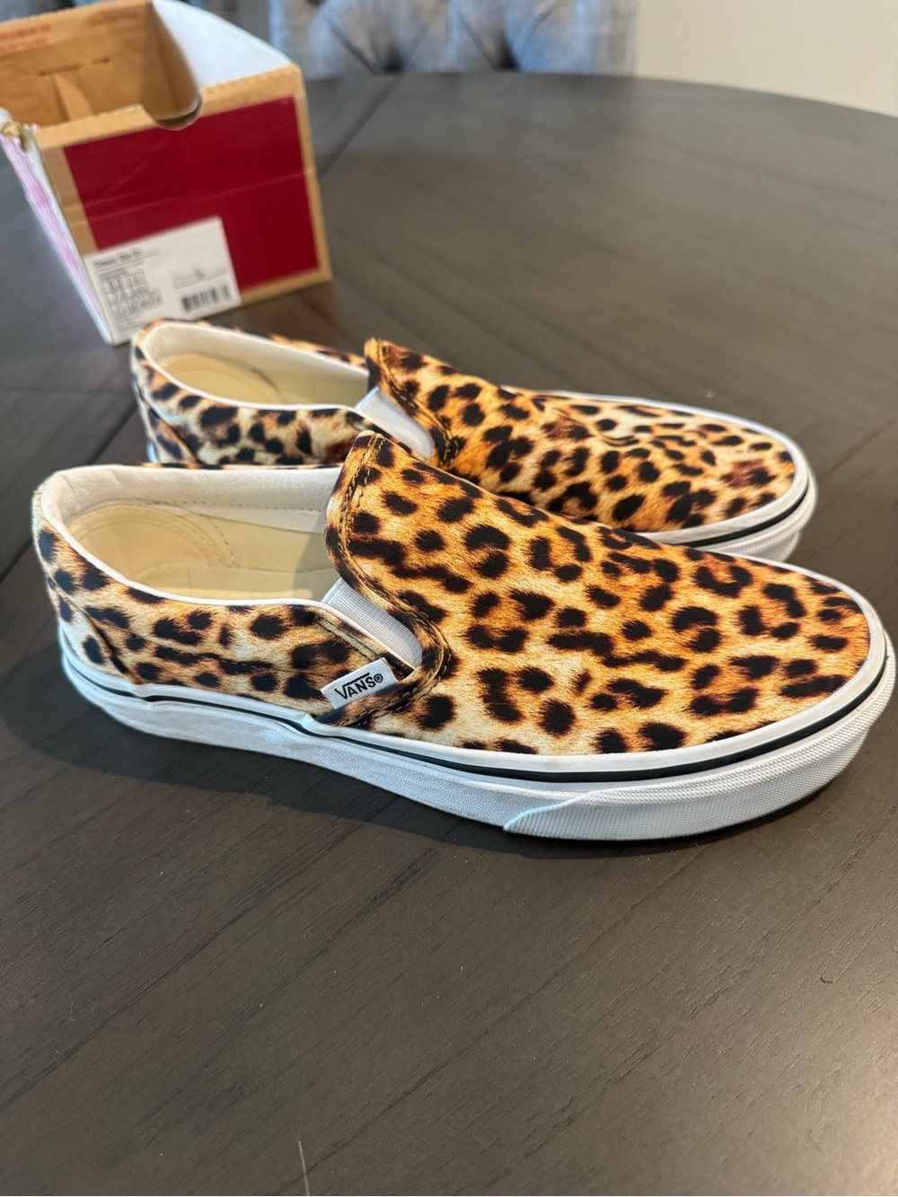 Vans Women’s Slip-On Sneakers in Leopard Print White and Black - Picture 9 of 9